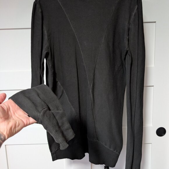 Army of Me LS Shirt Small NWT - Picture 3 of 4